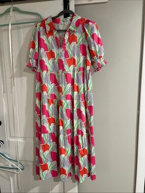 Floral Print V-Neck Tiered Midi Dress in Pink, Red & Green